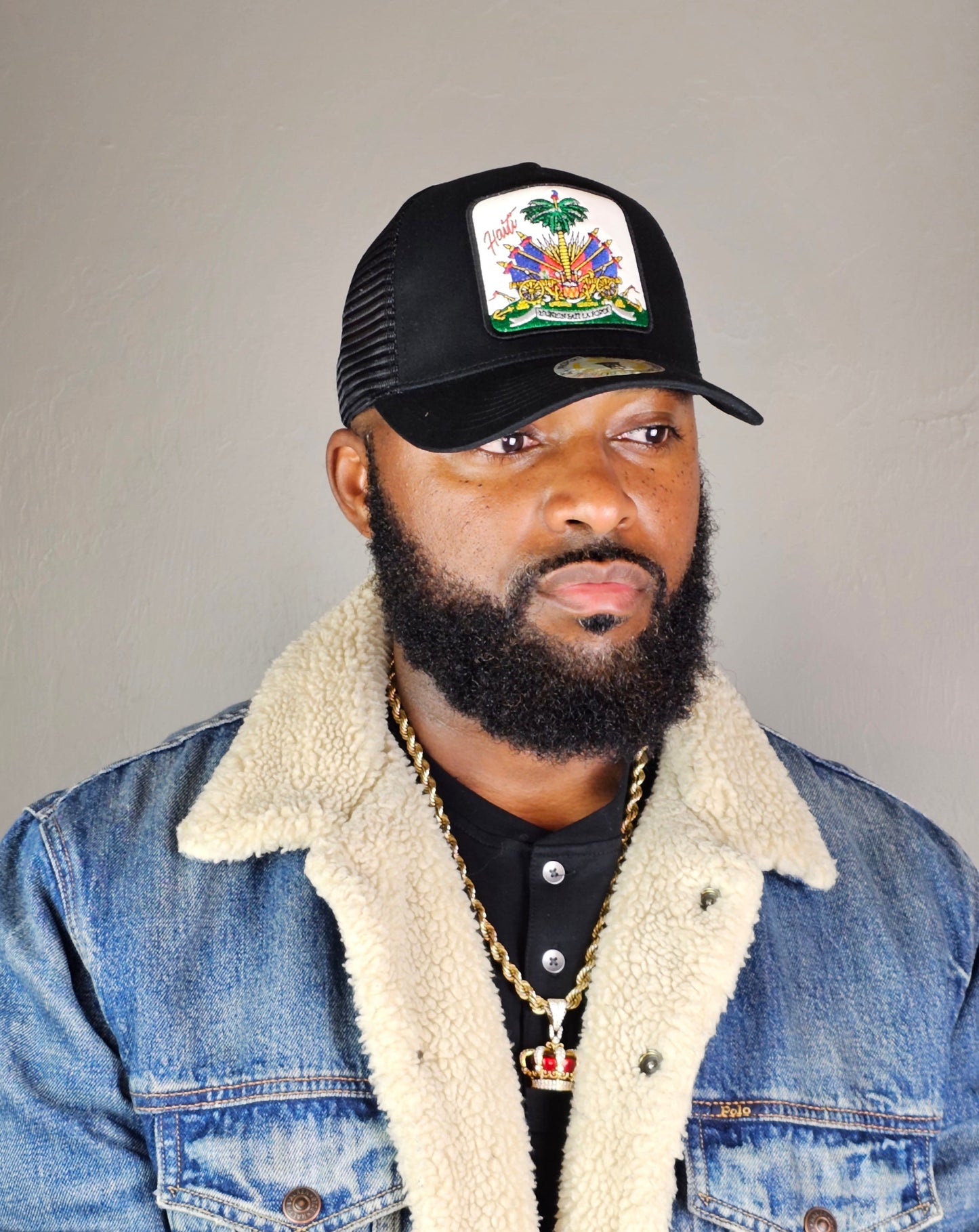 Black Haitian Crest Adjustable Mesh Snapback Hat